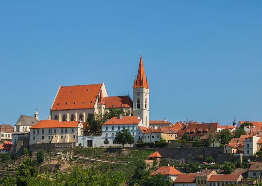 What Places Are Worth Visiting in Znojmo?